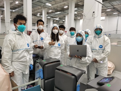 臨港方艙紀實 大白小白協同上陣，數字戰“疫”科技守“滬”